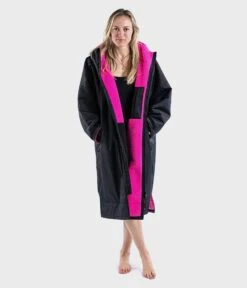 Dryrobe Advance Long Sleeve BLACK PINK - RECYCLED 14 Dryrobe Advance Long Sleeve BLACK PINK - RECYCLED -World Of Camping Black Pink 3 2024x2024 2748d319 6cbc 499a ada4 9cc4853d27a9