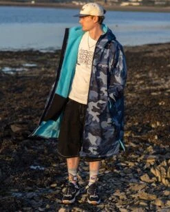 Dryrobe Advance Long Sleeve Blue Camo Blue -World Of Camping Male adult advance bluecamoblue 5