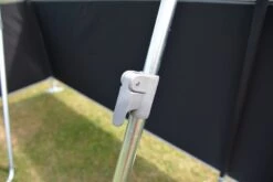 Dometic Pro Windbreak 5 Pole 17 Dometic Pro Windbreak 5 Pole -World Of Camping Pro Windbreak 3 2018 040 5f7bf4b2 f4a4 40db 95f7 5f740ba9d21e