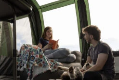 Vango Sherwood Air 400XL Tent Package 2025 36 Vango Sherwood Air 400XL Tent Package 2025 -World Of Camping Sherwood Air 400XL lifestyle Low 6 small