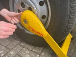 Milenco Wraith 2 Wheel Lock - Caravans -World Of Camping Wraith Motorhome Removal 1