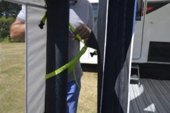 Dometic All Season Air Break 3 Windbreak 2024 7 Dometic All Season Air Break 3 Windbreak 2024 -World Of Camping kampa air break 5